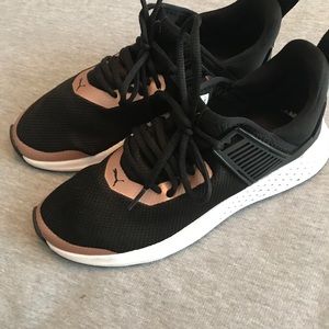 Women’s Puma Shoes